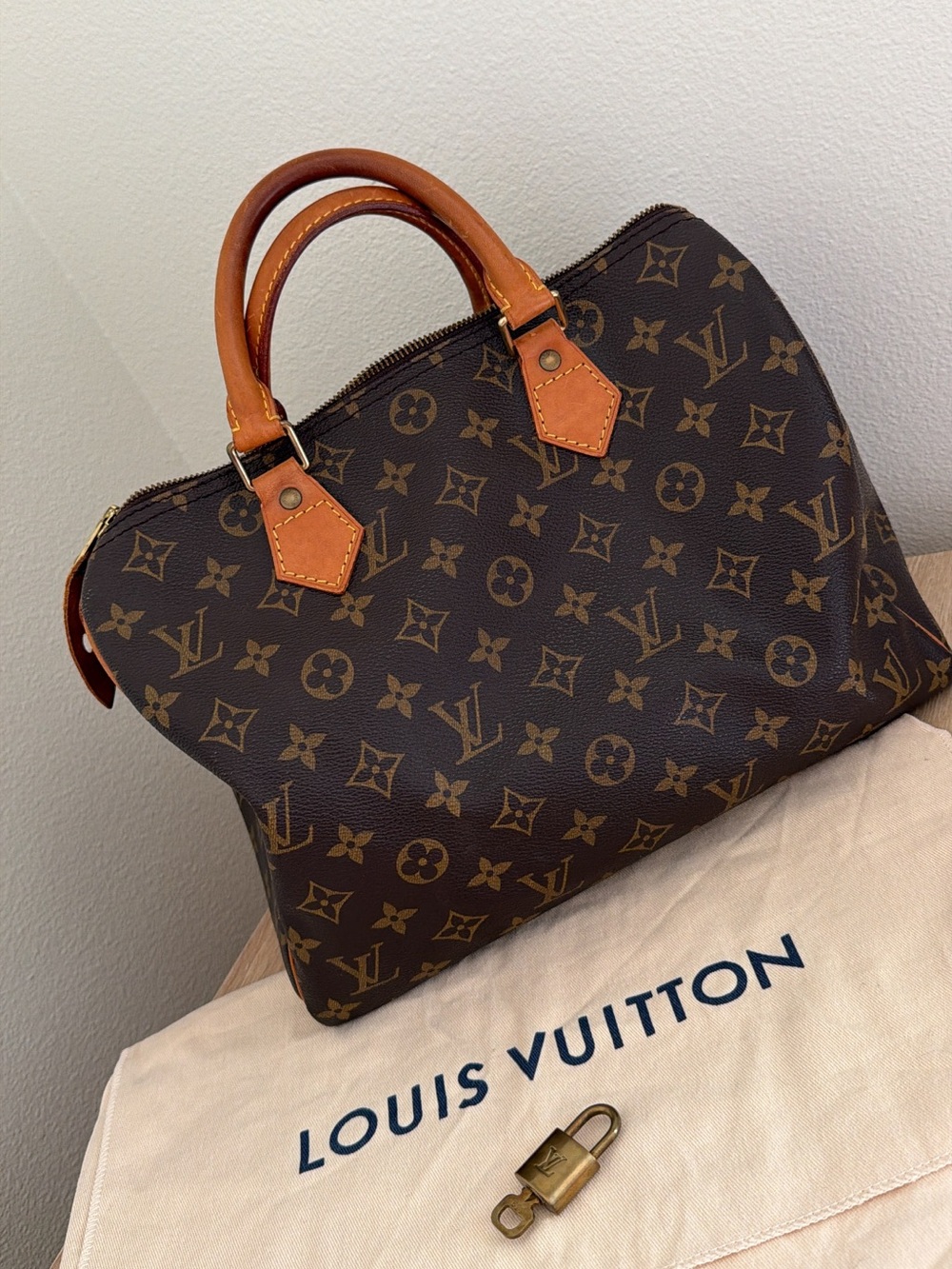 Authentic Louis Vuitton Monogram Speedy 30